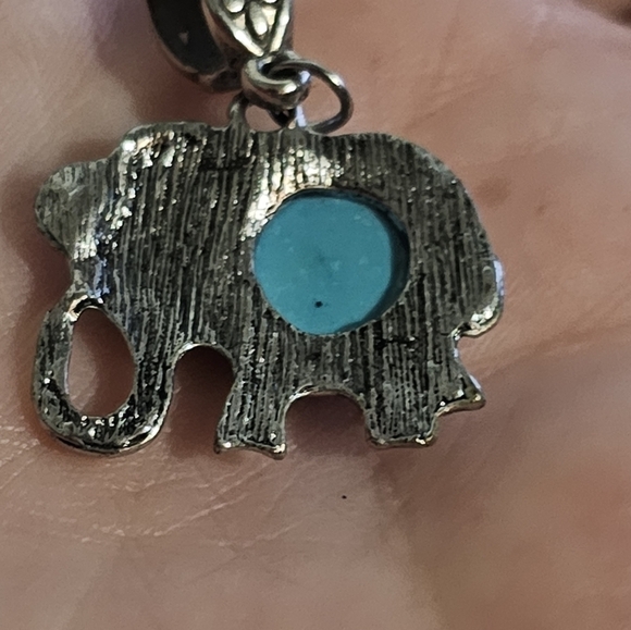 Elephant Pendant- NWOT - Picture 4 of 4